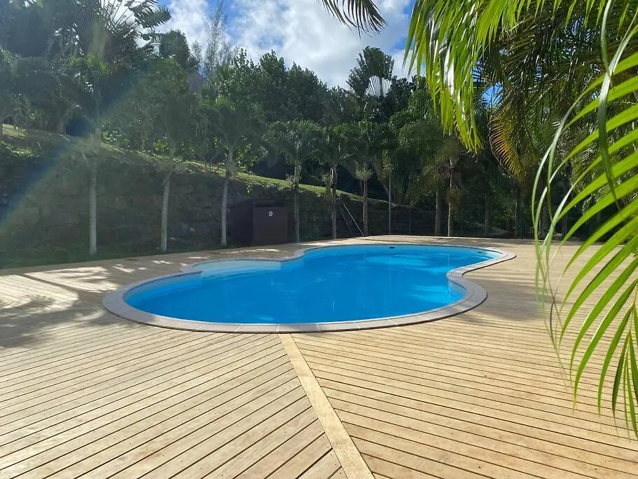 180 Degree Stunning Ocean Views In Entirely Equipped Villa! Papetoai Villa